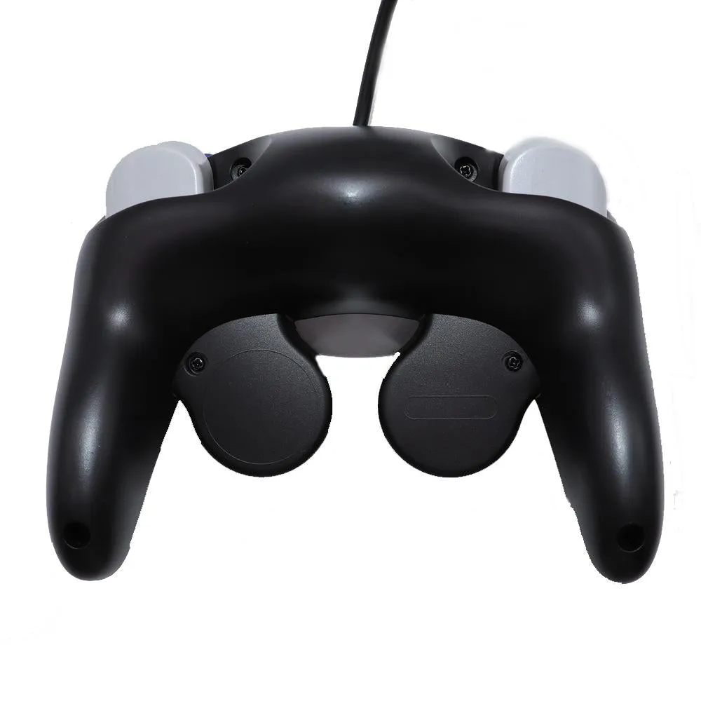 2 Pieces Wired Vibrating Game Controller for Nintendo Ngc / Wii - Available