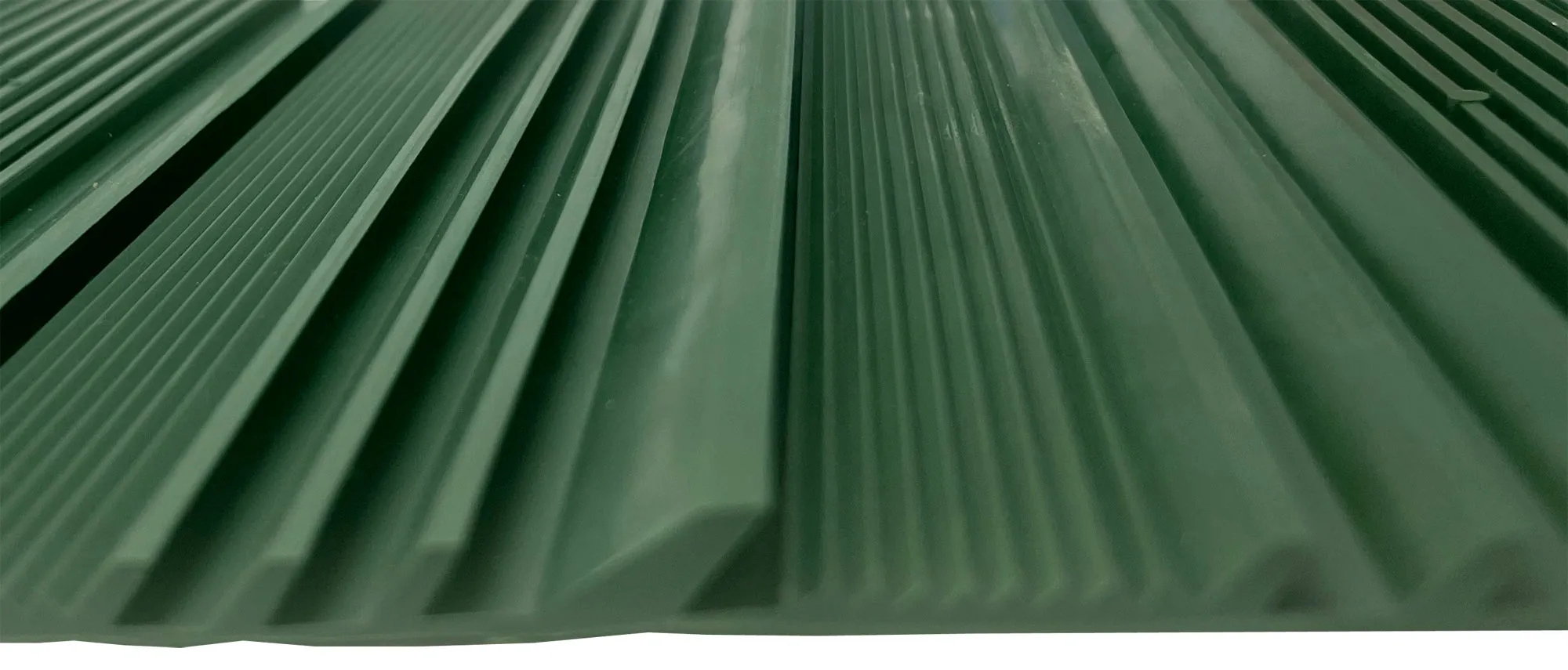 Sluice box matting with rubber riffles; gold sluice mat for sluice box; gold prospecting supplies;10x27 or 12x36 inch cut to fit, green color with multiple aggressive rib patterns